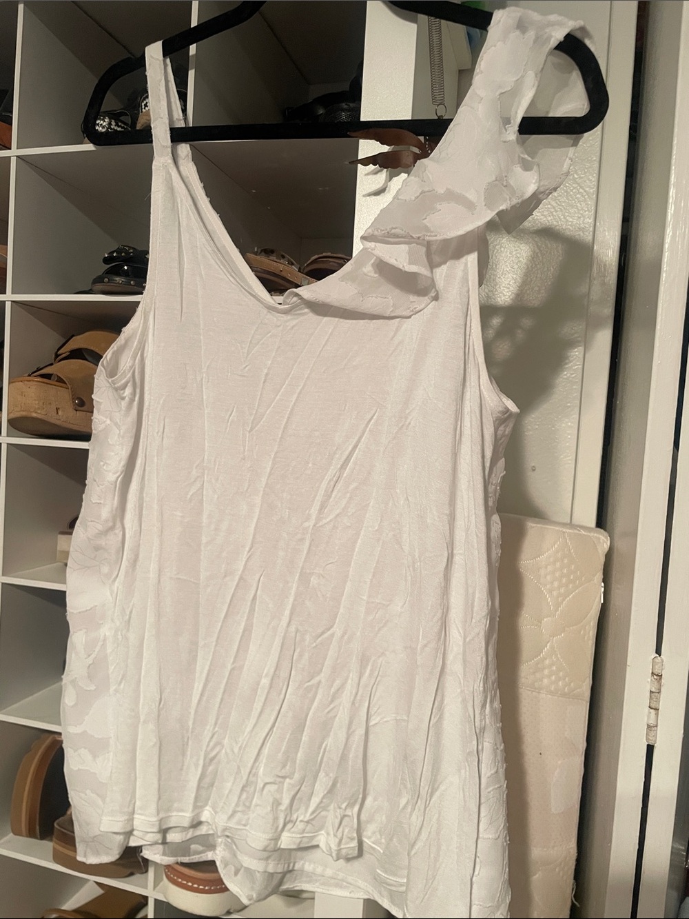 A New Day White Floral Textured Ruffle Cami Top - Picture 4 of 4